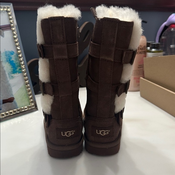 Ugg boots - Picture 7 of 9